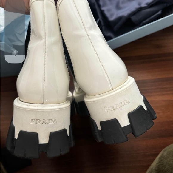 Prada Chelsea monolith black and white boots - Picture 3 of 7